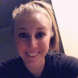 Meet your Posher, Adriane